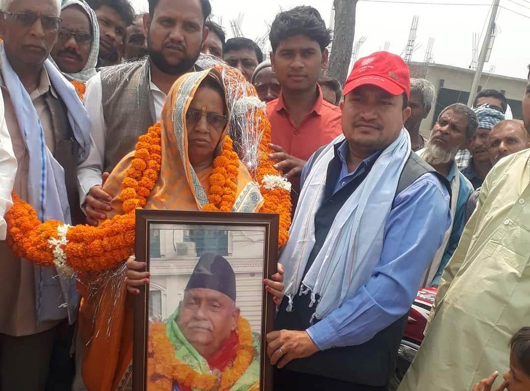 दिनेशचन्द्रको तस्वीरसहित पदमावतीले दिइन् नरैनापुर गाउँपालिका अध्यक्षमा उम्मेदवारी